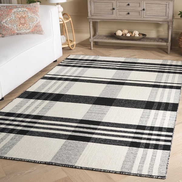 Striped Kilim 6 ft. x 9 ft. Black/Ivory Modern Plaid Area Rug