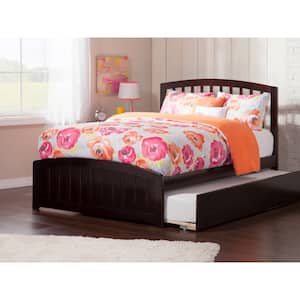 Richmond Full Platform Bed with Matching Foot Board with Full Size Urban Trundle Bed in Espresso
