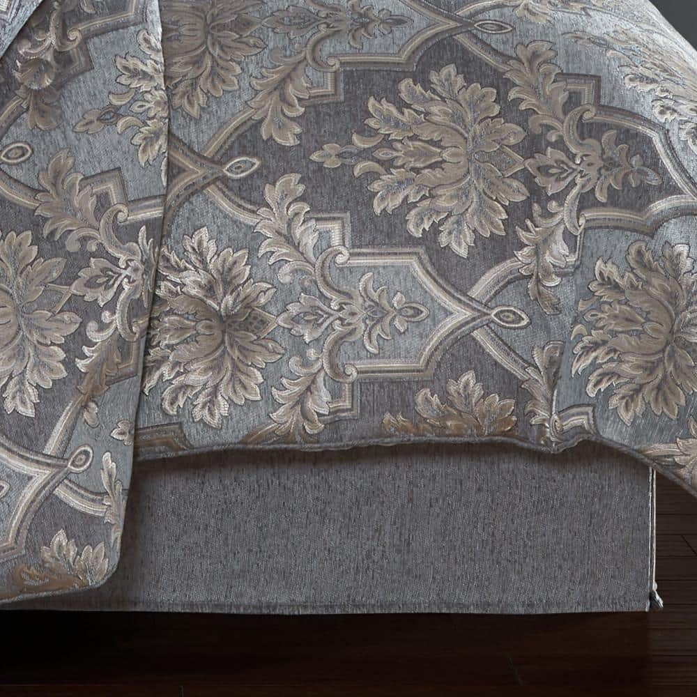 Powder Blue Chenille Damask Queen Comforter Set with Zipper Closure