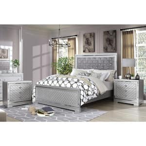 Casilla 3-Piece Silver and Gray King Bedroom Set