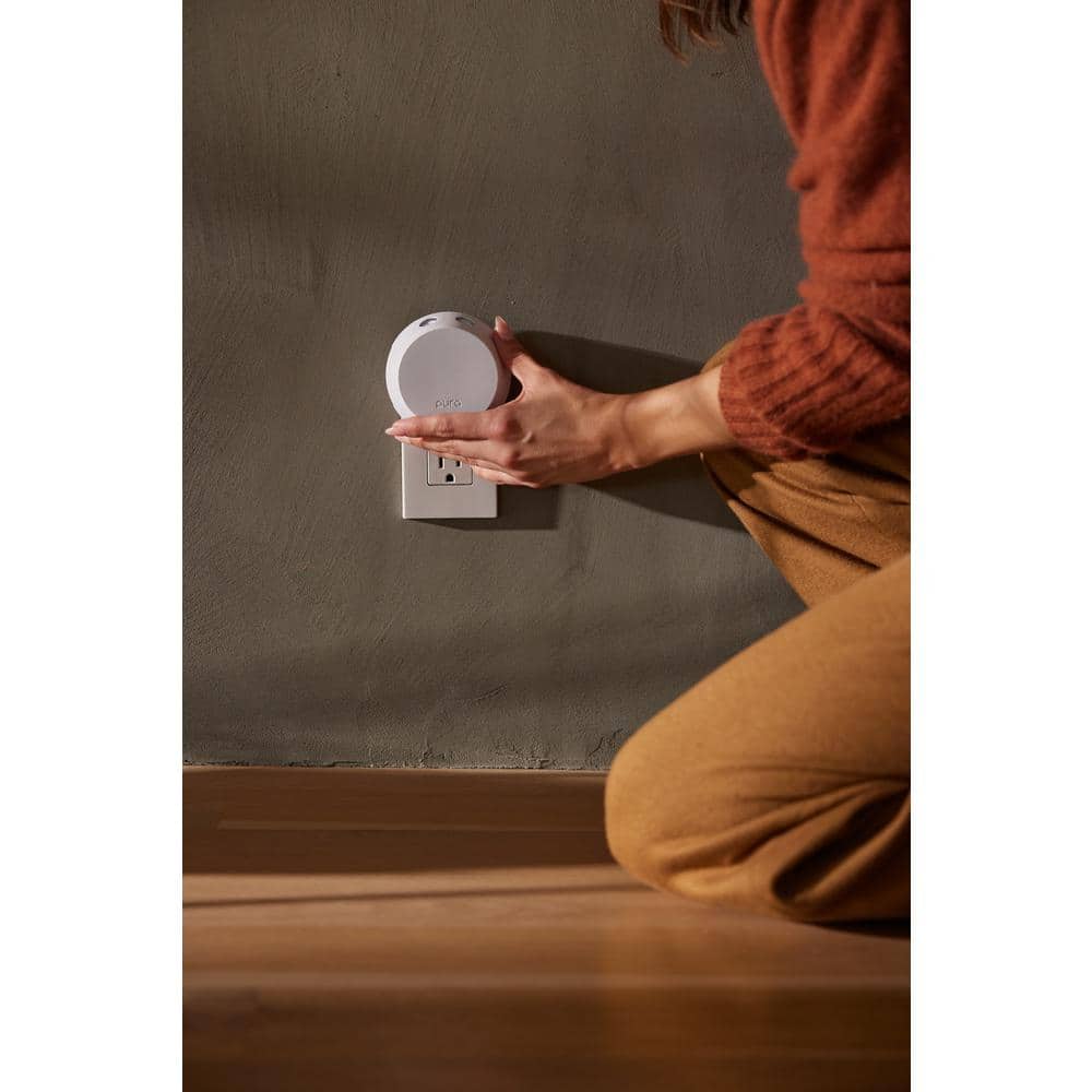 Smart Wi-Fi Enabled White Electric Diffuser with Fragrance Refills