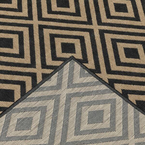 2'3x7'5 Outdoor Rug-Black/Tan Diamonds