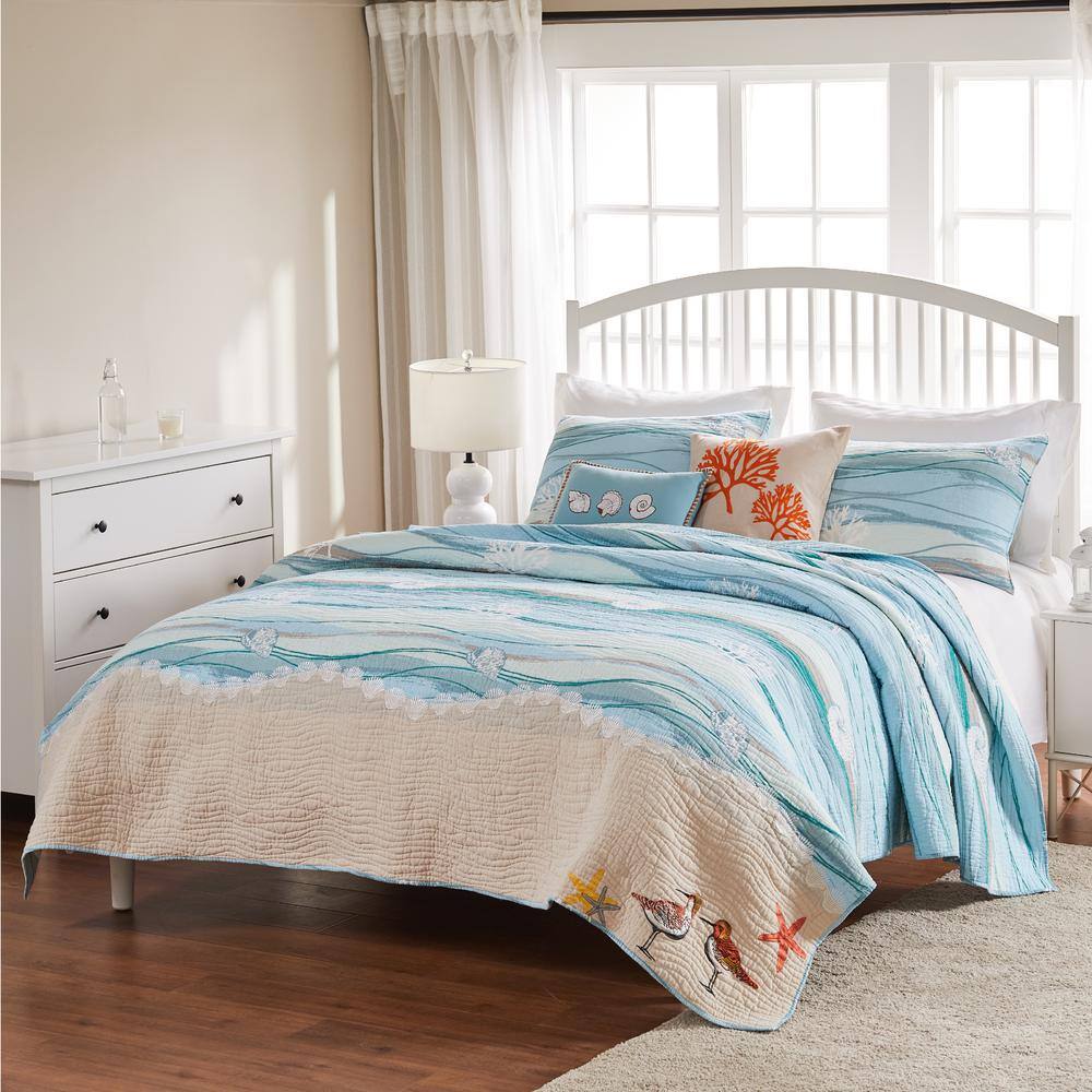 Maui Coastal Blue Cotton Reversible King Quilt Set