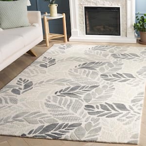 Martha Stewart Ivory/Gray 4 ft. x 6 ft. Oversized Floral Area Rug