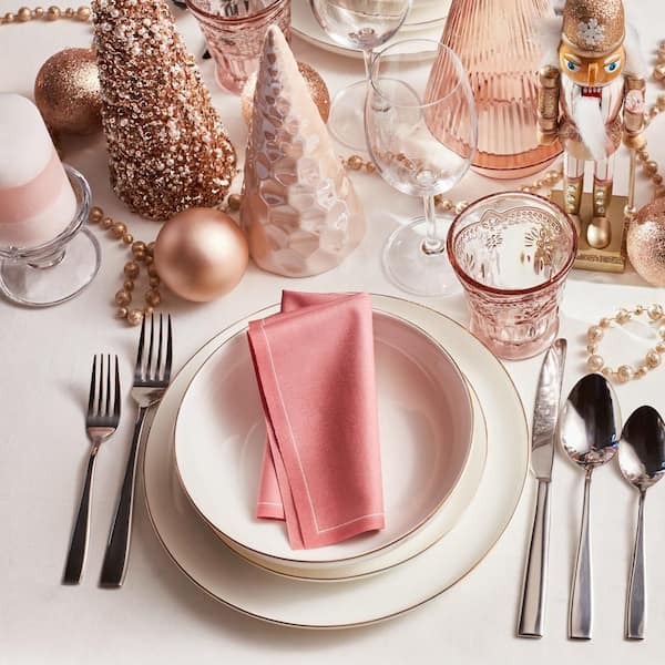 Stone Lain Gabrielle 24-Piece White and Gold Bone China Dinnerware