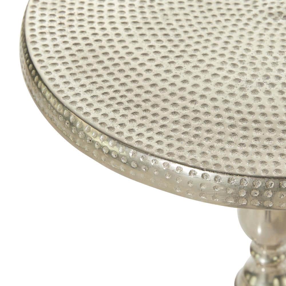 Elegant Silver Aluminum Round Pedestal Accent Table - 15" x 22"