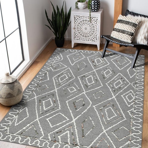 Berlin 5 x 8 Dark Gray Geometric Pattern Area Rug for High Traffic Living Room Dining Room Bedroom