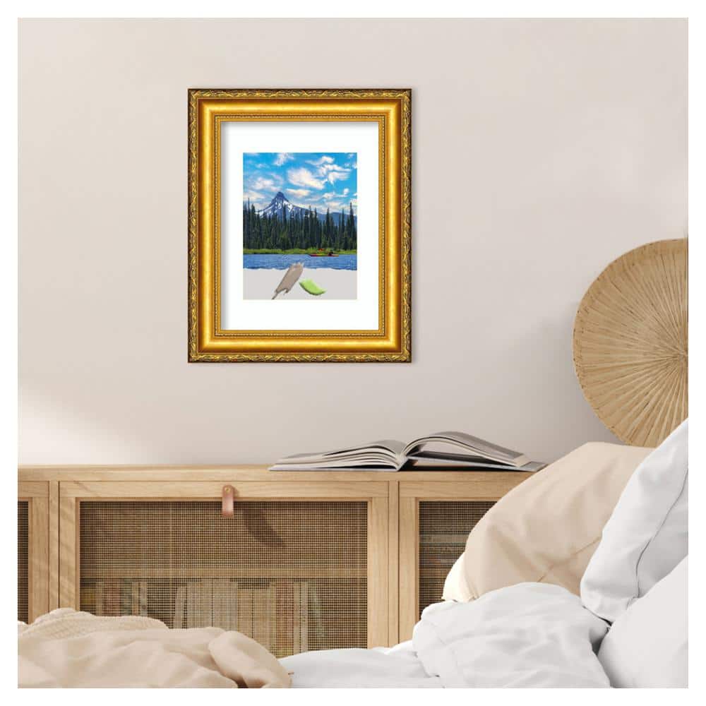 Colonial Embossed Gold Pine Wood Wall Picture Frame