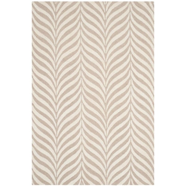 SAFAVIEH Bella Sand/Ivory 6 ft. x 9 ft. Striped Chevron Area Rug