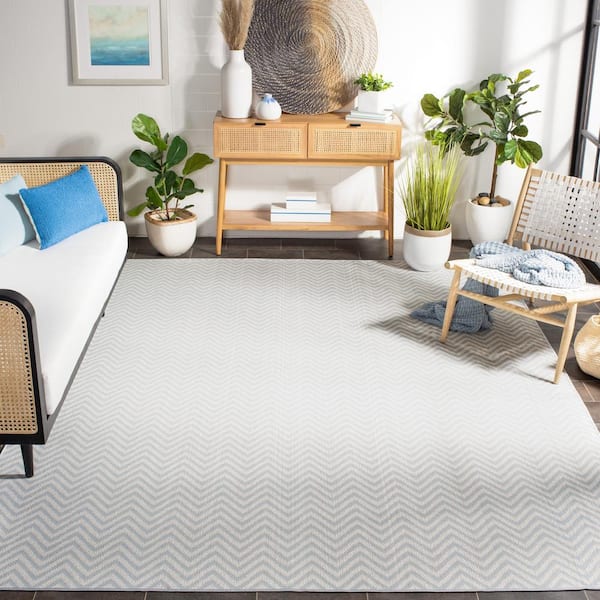 Martha Stewart Gray/Cream 9 ft. x 12 ft. Border Chevron Indoor/Outdoor Patio  Area Rug