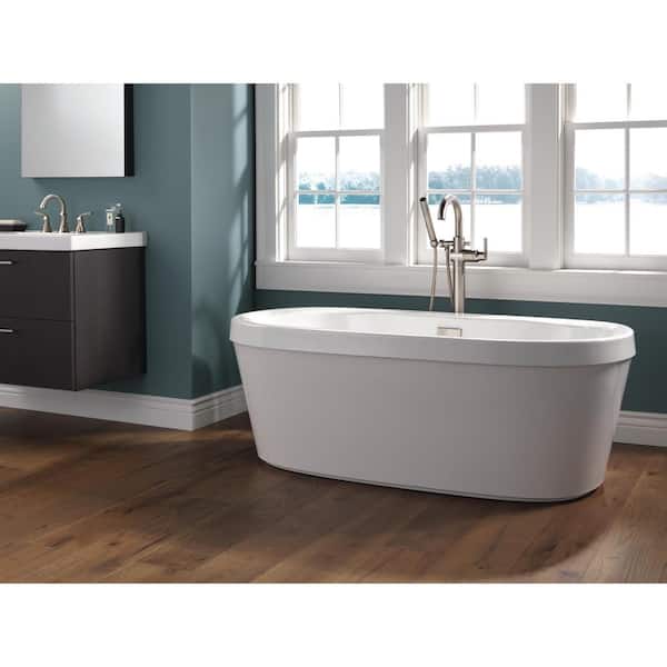 Synergy 60 in. x 32 in Soaking Bathtub with Center Drain in High Gloss White