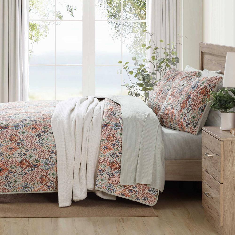 King Size Beige and Jungle Green Cotton Reversible Quilt Set