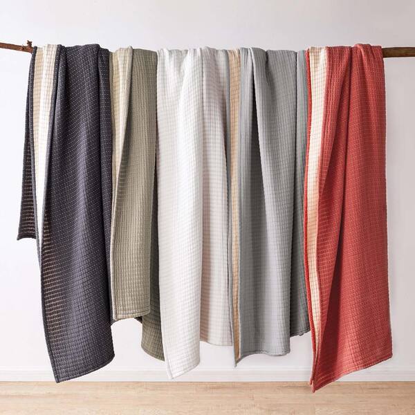 LEVTEX HOME Caden Magnet Cotton Gauze King Coverlet Blanket