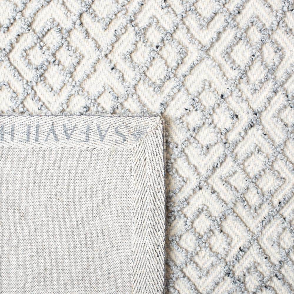 Handmade Gray Tufted Wool and Viscose 4' x 6' Rug