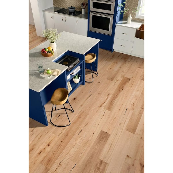 Time Honored Aged Natural Wh Oak 3/8 in. T x 6.5 in. W T+G Wire Brushed Engineered Hardwood Flooring (32.11 sq.ft./ctn)