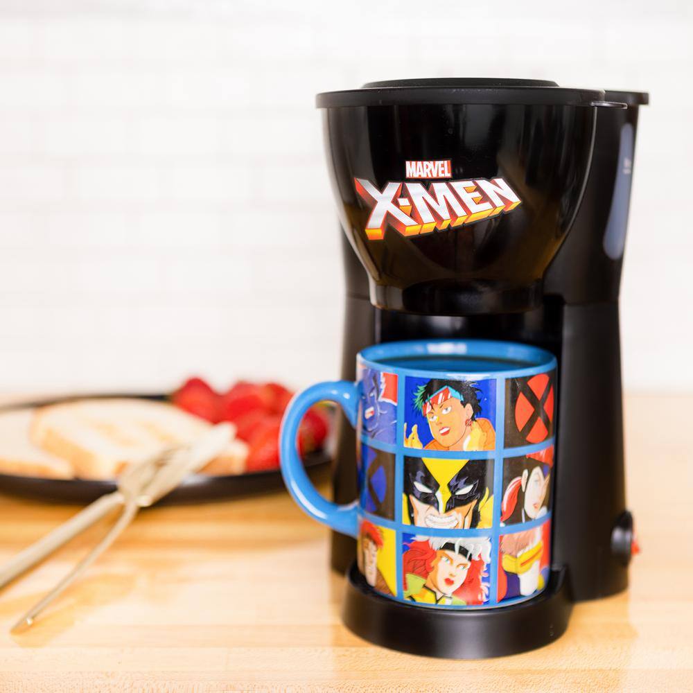 Single-Cup Drip Coffee Maker with Mug 