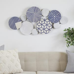 Metal Blue Plate Wall Decor with Intricate Patterns