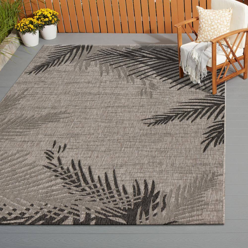 Captiva Coastal Black & Gray Palm Indoor/Outdoor Area Rug, 7'9" x 9'5"