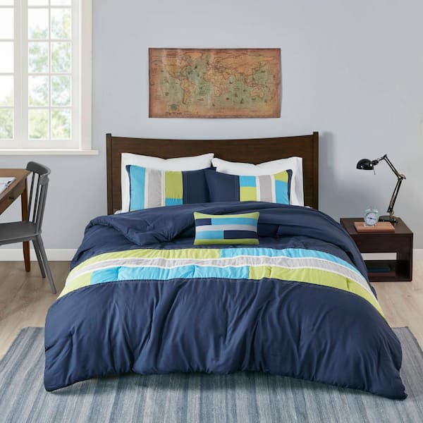 Switch Comforter Set