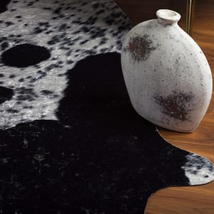 Winston 9 Holstein 3 ft. 6 in. x 4 ft. 4 in. Faux Hyde Area Rug