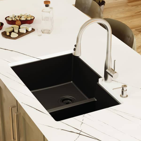 Karran Quartz Black 33 in. 60/40 Double Bowl Composite Undermount