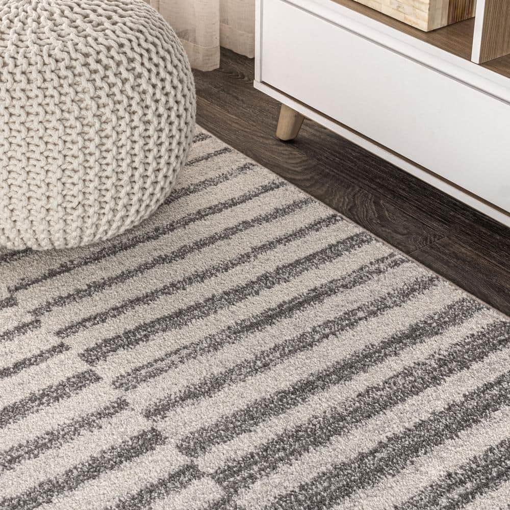 Handmade Reversible Gray Stripe Synthetic Area Rug 5x8 Feet