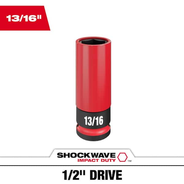 Milwaukee SHOCKWAVE 1/2 in. Drive 13/16 in. Lug Nut Impact Socket (1-Pack)