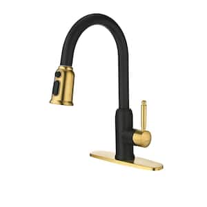 Single-Handle Pull Down Sprayer Kitchen Faucet in Gold and Black