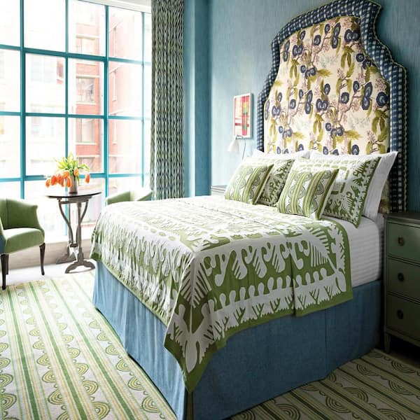 8 ft. x 10 ft. Olive Button Hand Micro Hooked Wool Indoor Area Rug