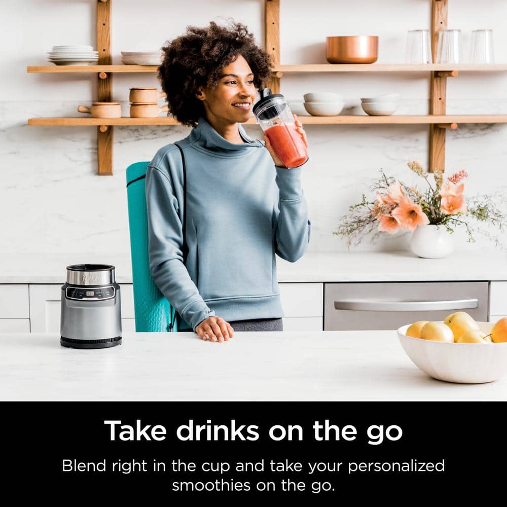 Cloud Silver 24-oz Digital Countertop Blender with Variable Speed