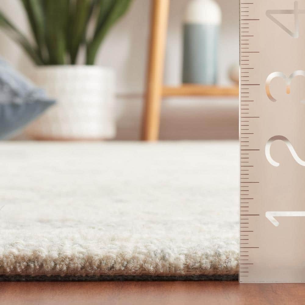 Ivory and Light Grey Hand-Tufted Wool 3' x 5' Area Rug