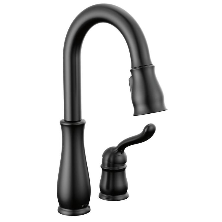 Delta Leland Single-Handle Pull-Down Sprayer Kitchen Faucet with in Matte Black