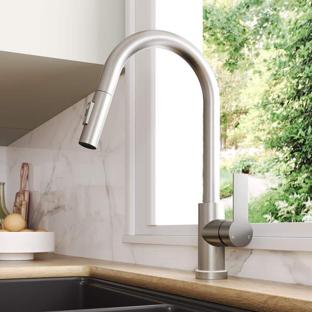 Brushed Nickel Single Handle Kitchen Faucet with Pull-Out Spray