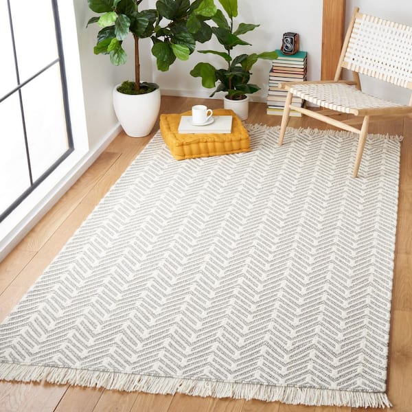 Natura 6 ft. x 6 ft. Ivory/Gray Monochrome Herringbone Square Area Rug