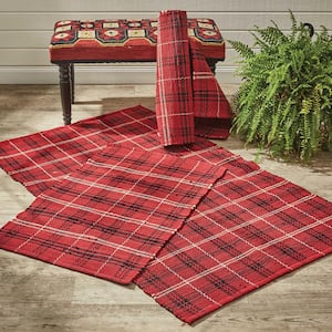 Red 2 ft. x 6 ft. Farmhouse Star Chindi Area Rug