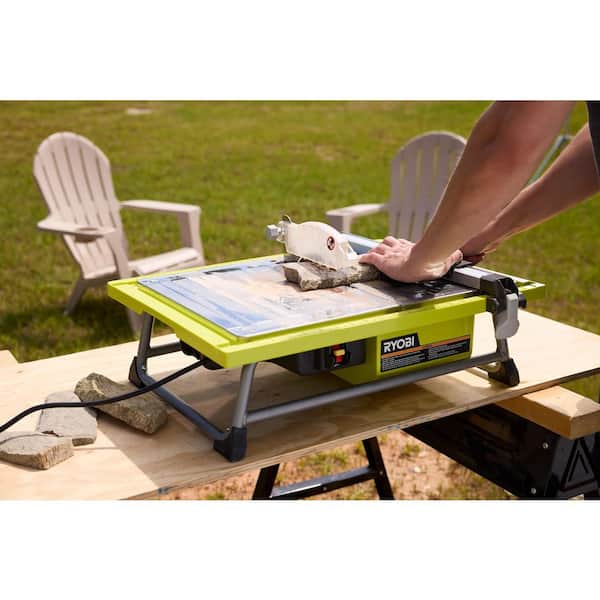 RYOBI 4.8 -Amps 7 in. Blade Corded Tabletop Wet Tile Saw WS722