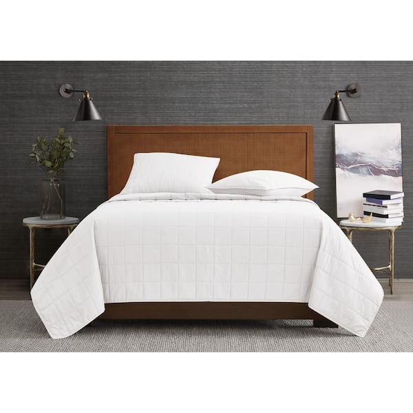 London Fog Garment Wash Solid 2-Piece White Microfiber Twin Quilt Set