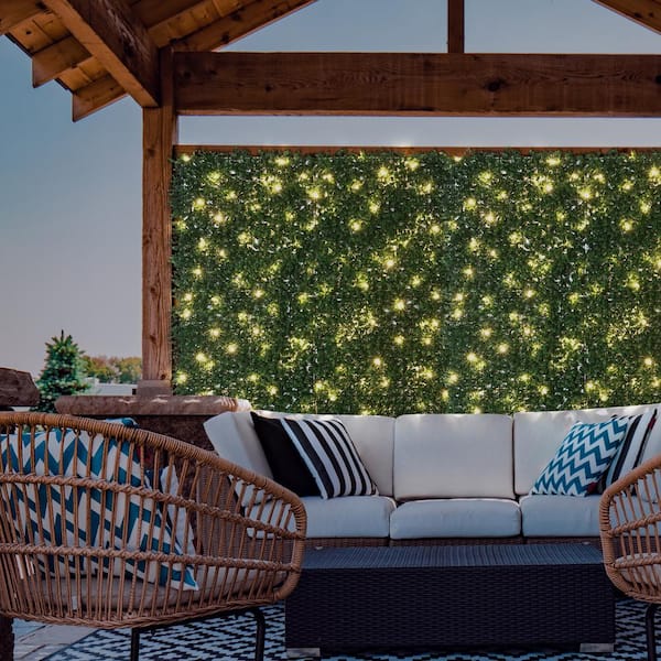 CREATIVE SURFACES English Boxwood 40 in. x 40 in. Artificial Hedge Panel with Lights (2-Pack)