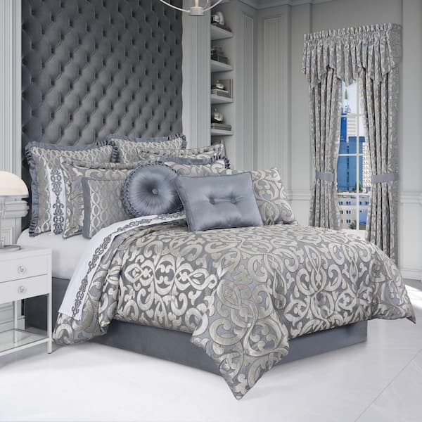Unbranded Bacoli 4-Piece. Sterling Polyester King Comforter Set 96 X 110 in.