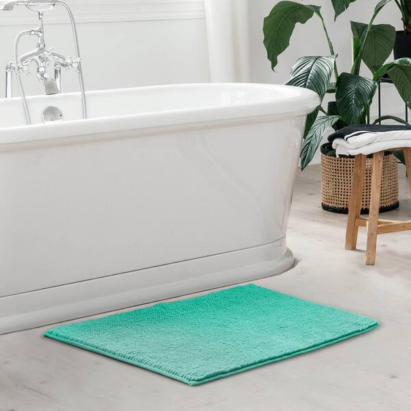 Resort Collection Plush Shag Chenille 2-Piece Bath Mat Set - On