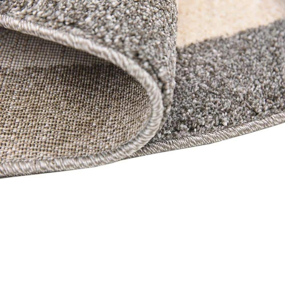 Tufted Spot-Resistant Round Rug in Gray/Ivory - Easy Care