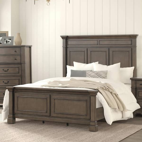 Furniture of America Yates Brown Wood Frame Queen Panel Bed with Panel Headboard