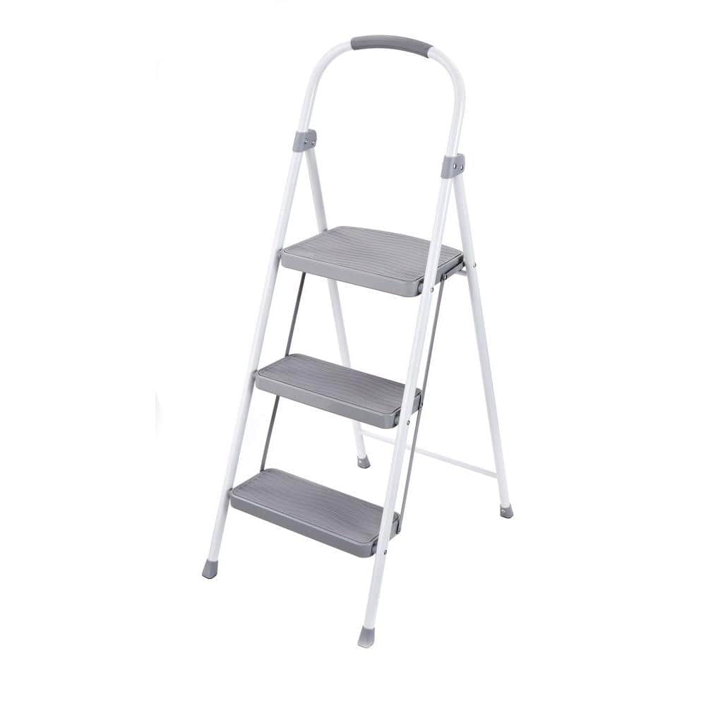 Details about   Rubbermaid Step Stool Ladder Garage Kitchen Tool 3 Step Steel 225 Lb Capacity 