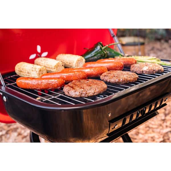 Traverse Portable Charcoal Grill in Red