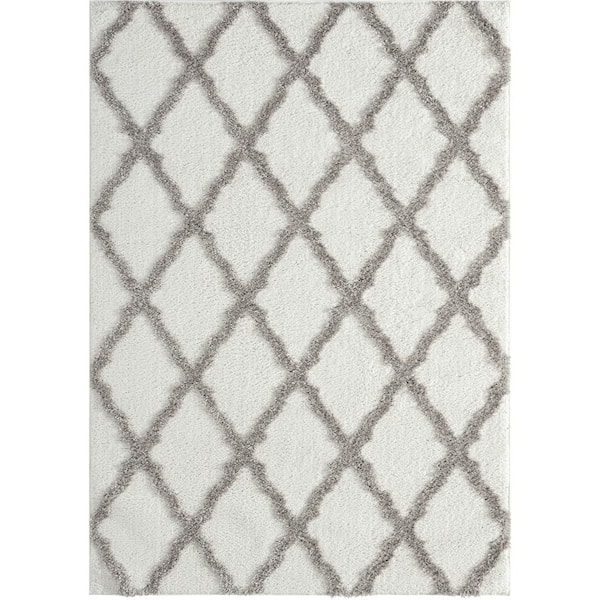United Weavers Mellow Magnolia Cream 12 ft. 6 in. x 15 ft. Area Rug
