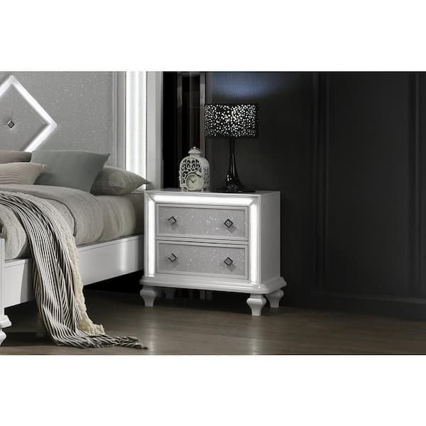 NEW CLASSIC HOME FURNISHINGS New Classic Furniture Stardust White 2-Drawer 18.25 in. W Nightstand