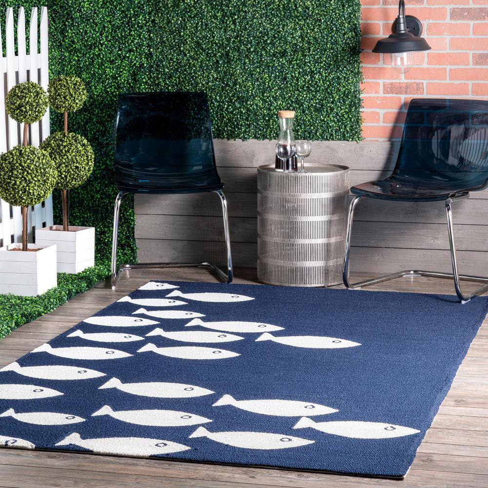Navy and White Synthetic Fish Pattern Indoor/Outdoor Rug, 2x4 Feet