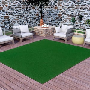 Turf Collection Waterproof Solid Grass 5x8 Indoor/Outdoor Artificial Grass Rug, 5 ft. 3 in. X 8 ft. 2 in., Green