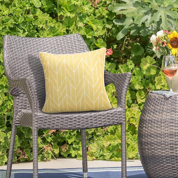 Habitat 18 in. L x 18 in. W Sunny Citrus Outdoor Yellow Chevron Print Throw Pillow
