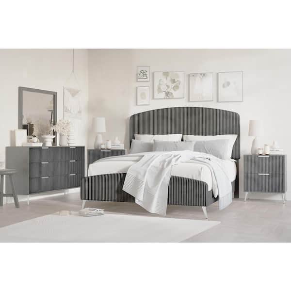 New Classic Furniture Kailani 5-Piece Gray King Wood Bedroom Set (Bed, Dresser, Mirror, 2 Nightstands)